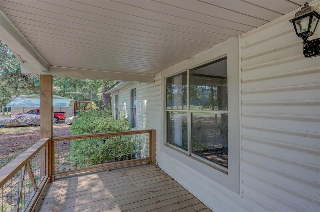 1054 Frontage Road Property Photo 17