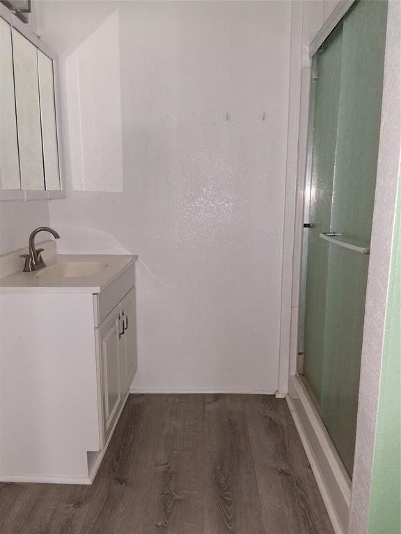 2807 Comanche Trail Property Photo 12