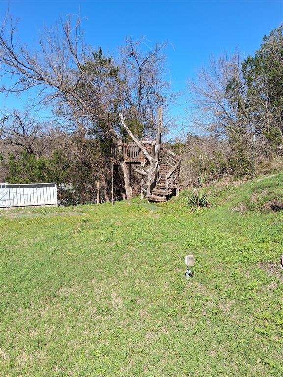 2807 Comanche Trail Property Photo 14