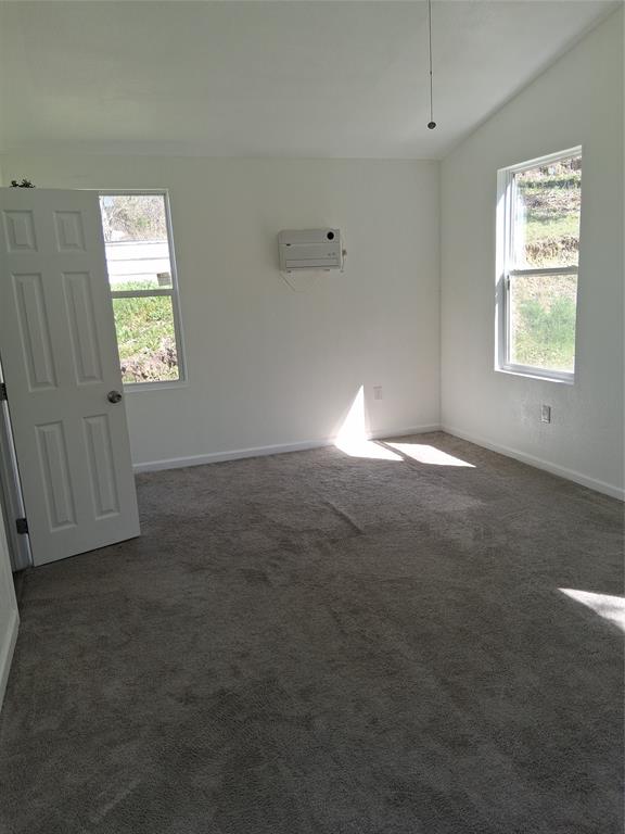 2807 Comanche Trail Property Photo 19