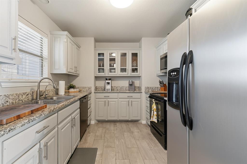 1103 Vintage Avenue Property Photo 10