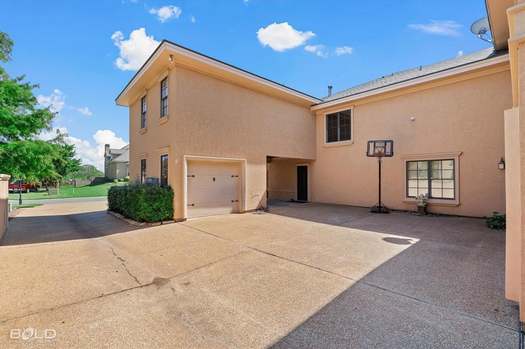 207 N Beach Drive Property Photo 36