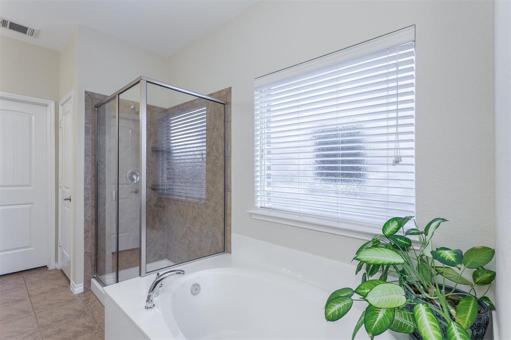 4708 Lasso Lane Property Photo 10