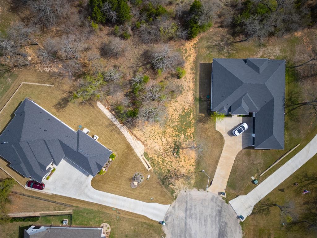 4012 Legend Trail Property Photo 13