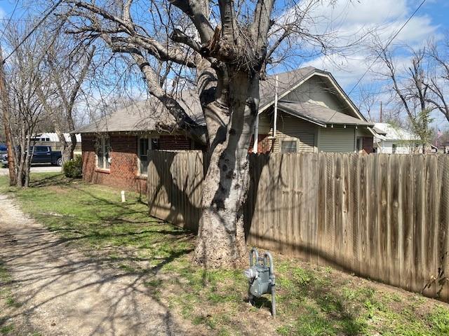 708 Prater Street Property Photo 28