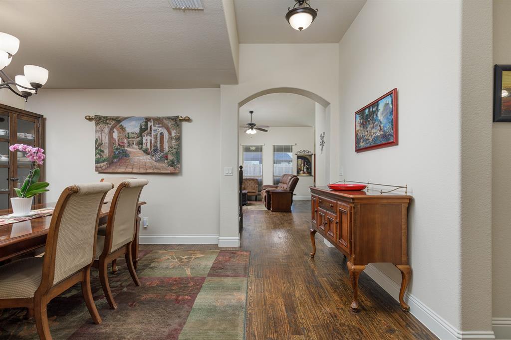 313 Sweetleaf Drive Property Photo 6