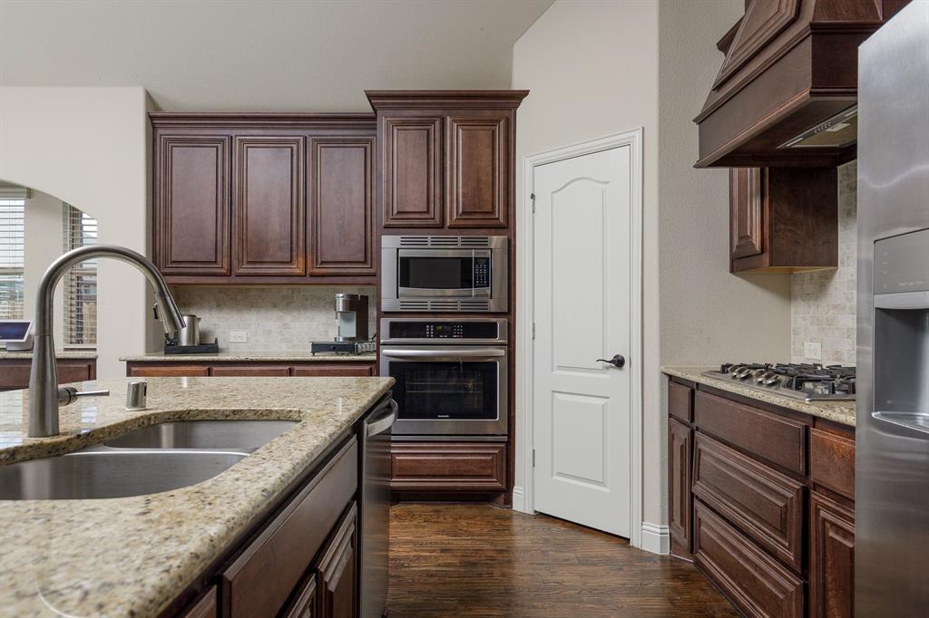 313 Sweetleaf Drive Property Photo 14