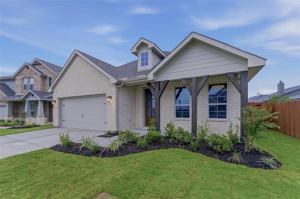 1237 Frio Drive Property Photo 4