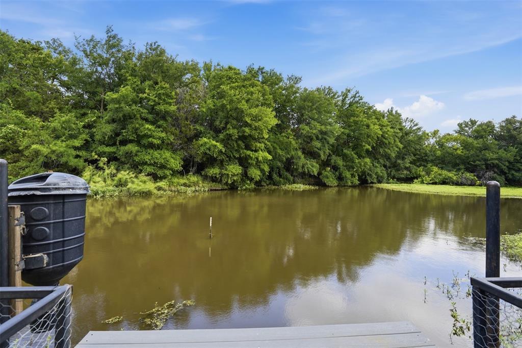 2151 Lipan Highway Property Photo 33