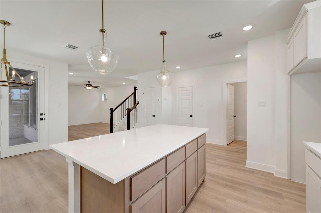 2408 Ranch Hawk Square Property Photo 13