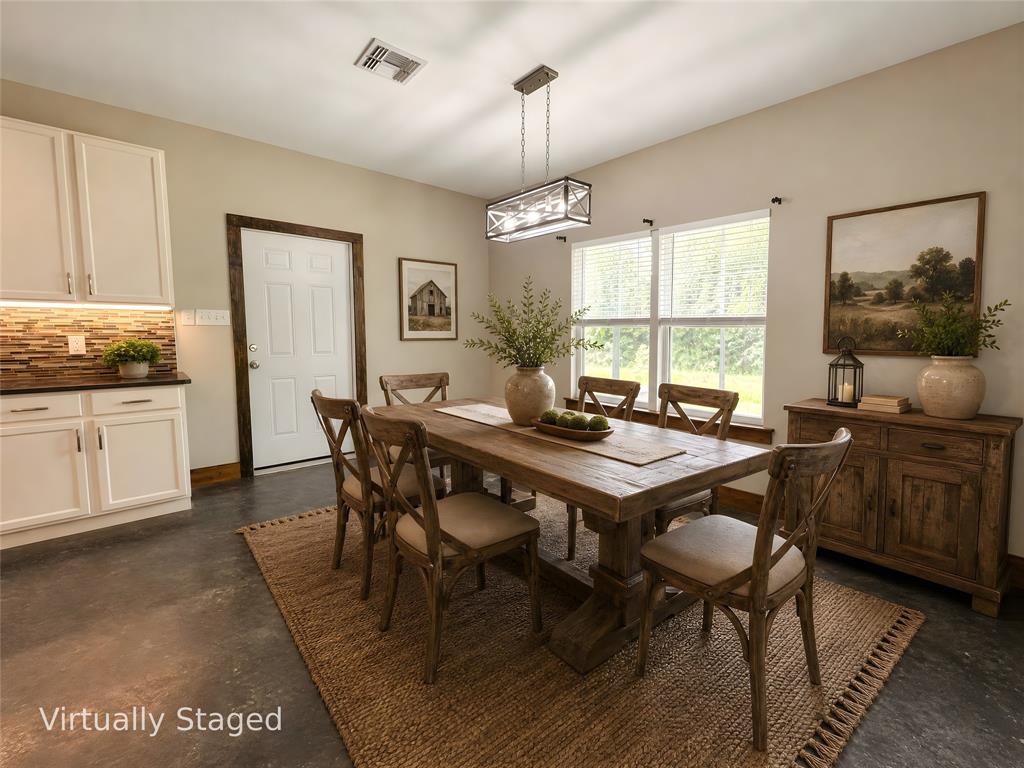 511 Interstate Highway 30 Property Photo 11