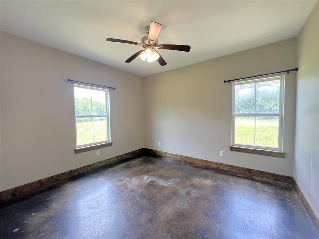 511 Interstate Highway 30 Property Photo 25