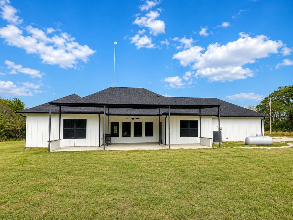 511 Interstate Highway 30 Property Photo 29