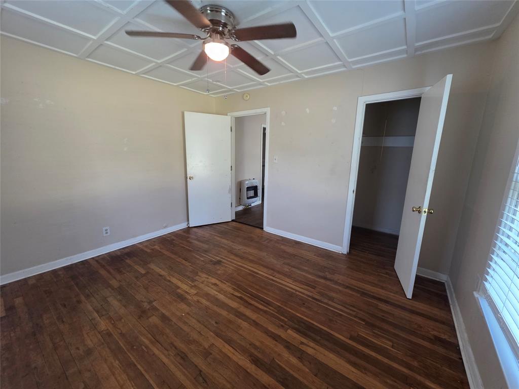 1205 N Anglin Street Property Photo 8