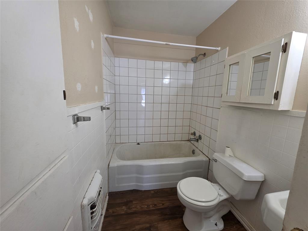 1205 N Anglin Street Property Photo 10