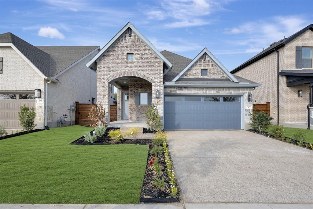 1737 Mosaic Way Property Photo 1