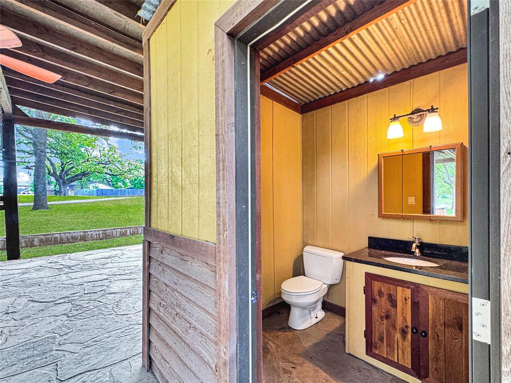1205 Forest Ridge Drive Property Photo 9