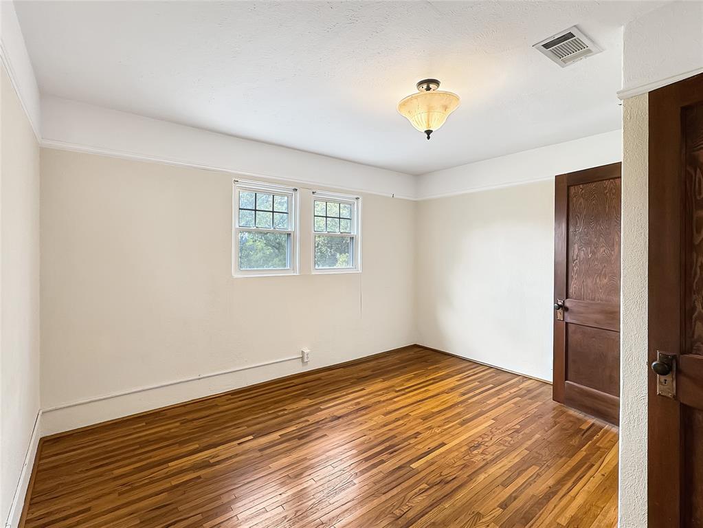 1205 Forest Ridge Drive Property Photo 14