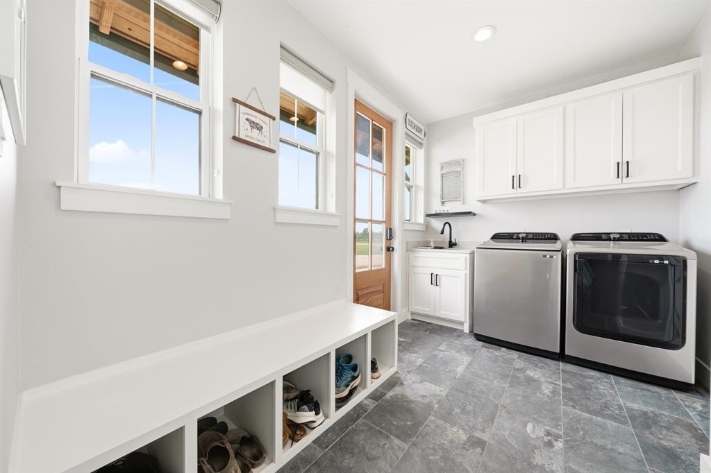 2014 W Elm Mott Drive Property Photo 25