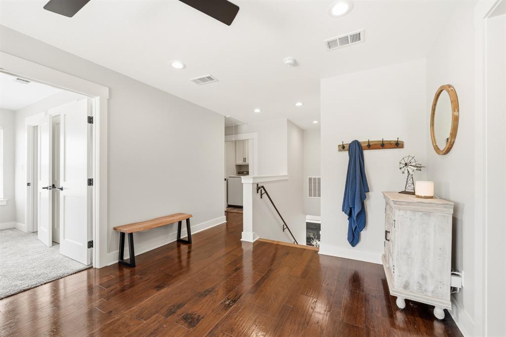 2014 W Elm Mott Drive Property Photo 33