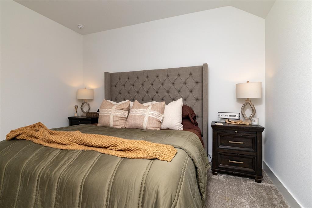 1208 Lady Mantle Way Property Photo 24