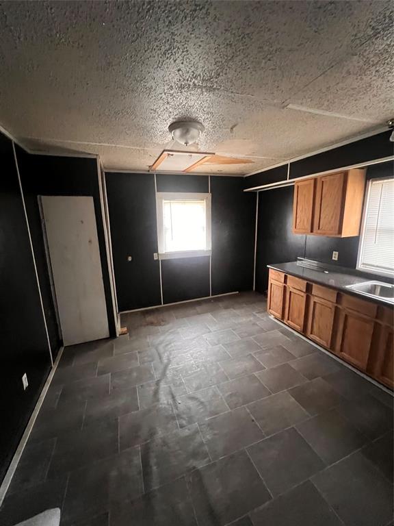 206 3rd Street Property Photo 7