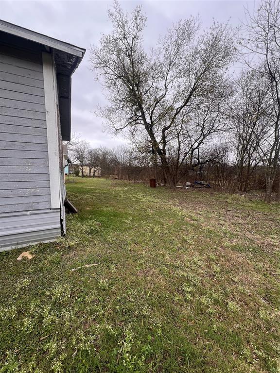 206 3rd Street Property Photo 14