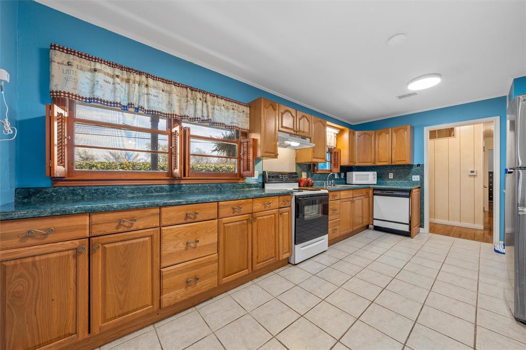 110 Butler Drive Property Photo 6