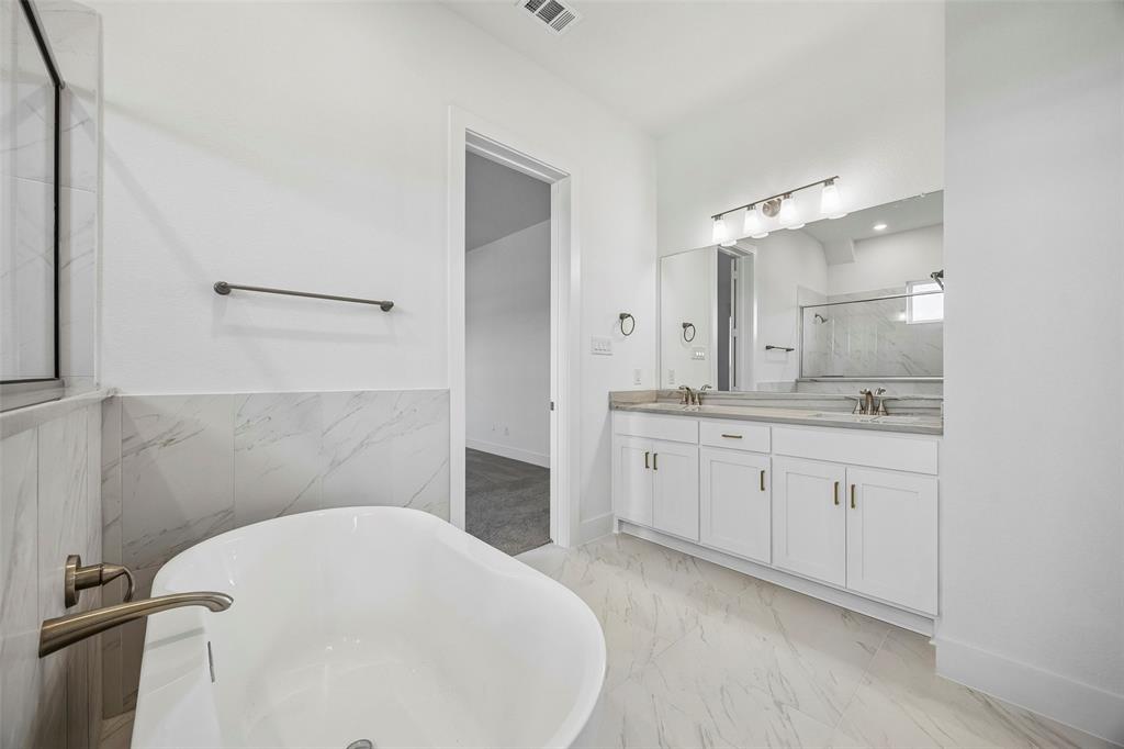 1929 Comanche Drive Property Photo 16