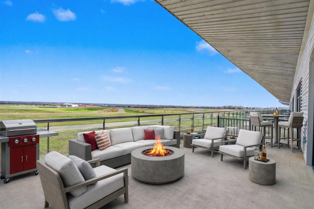 400 Fast Lane 9 Property Photo 19