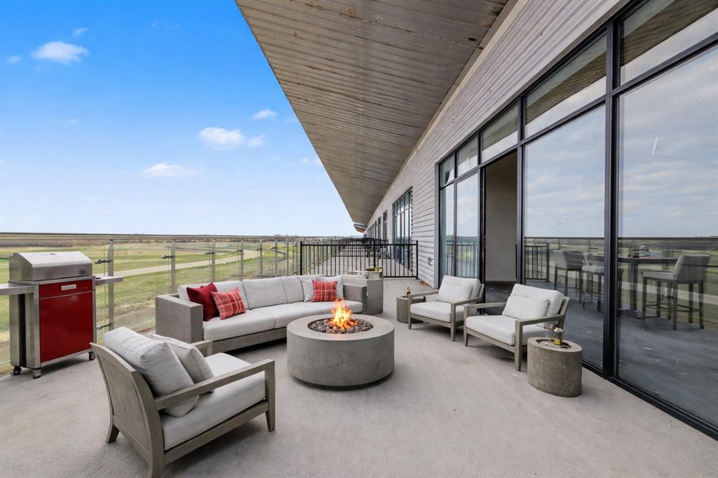400 Fast Lane 9 Property Photo 20
