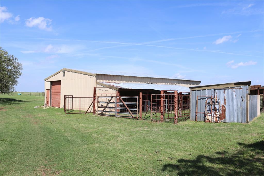 2553 Brixey Road Property Photo 8
