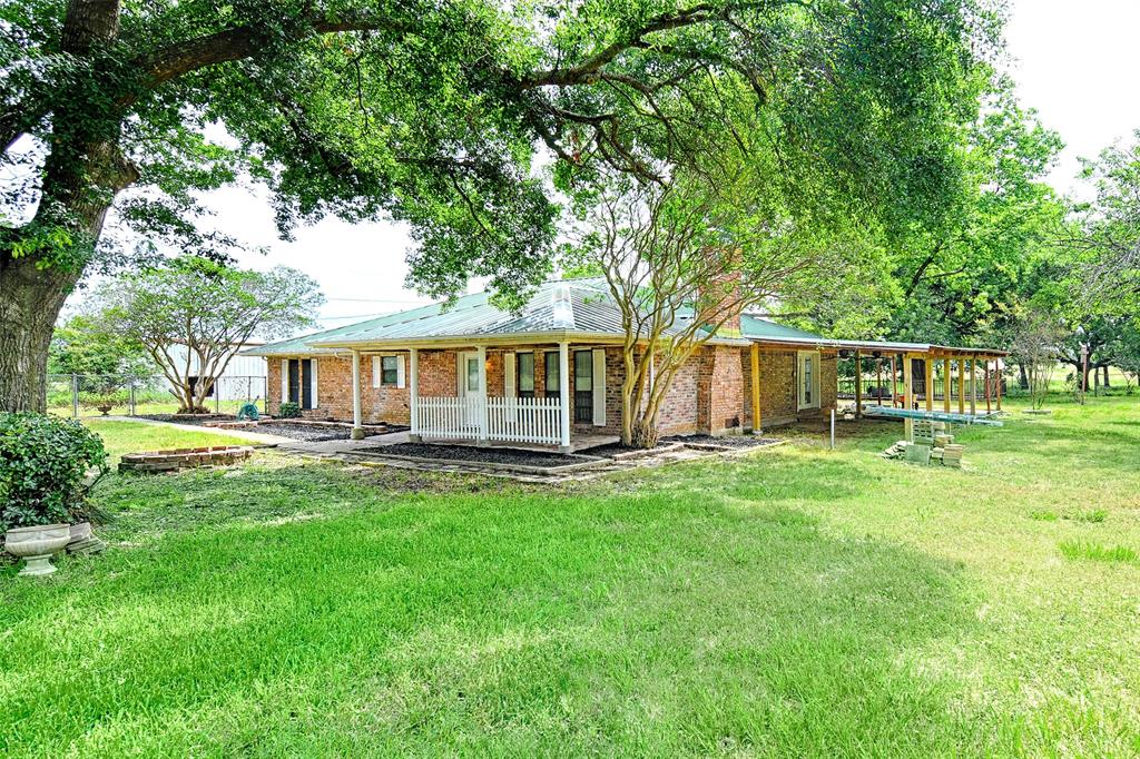 18692 County Road 334 Property Photo 7