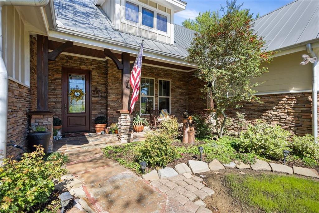 24050 Red Azalea Property Photo 2