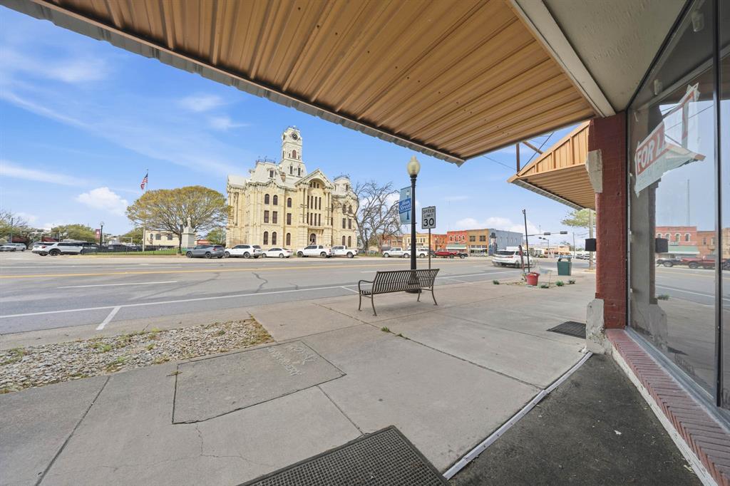 75 N Waco Street Property Photo 8