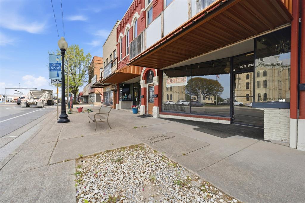 75 N Waco Street Property Photo 15