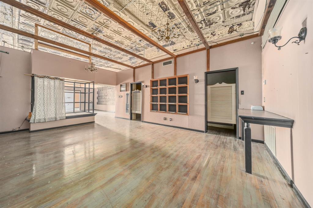 75 N Waco Street Property Photo 16