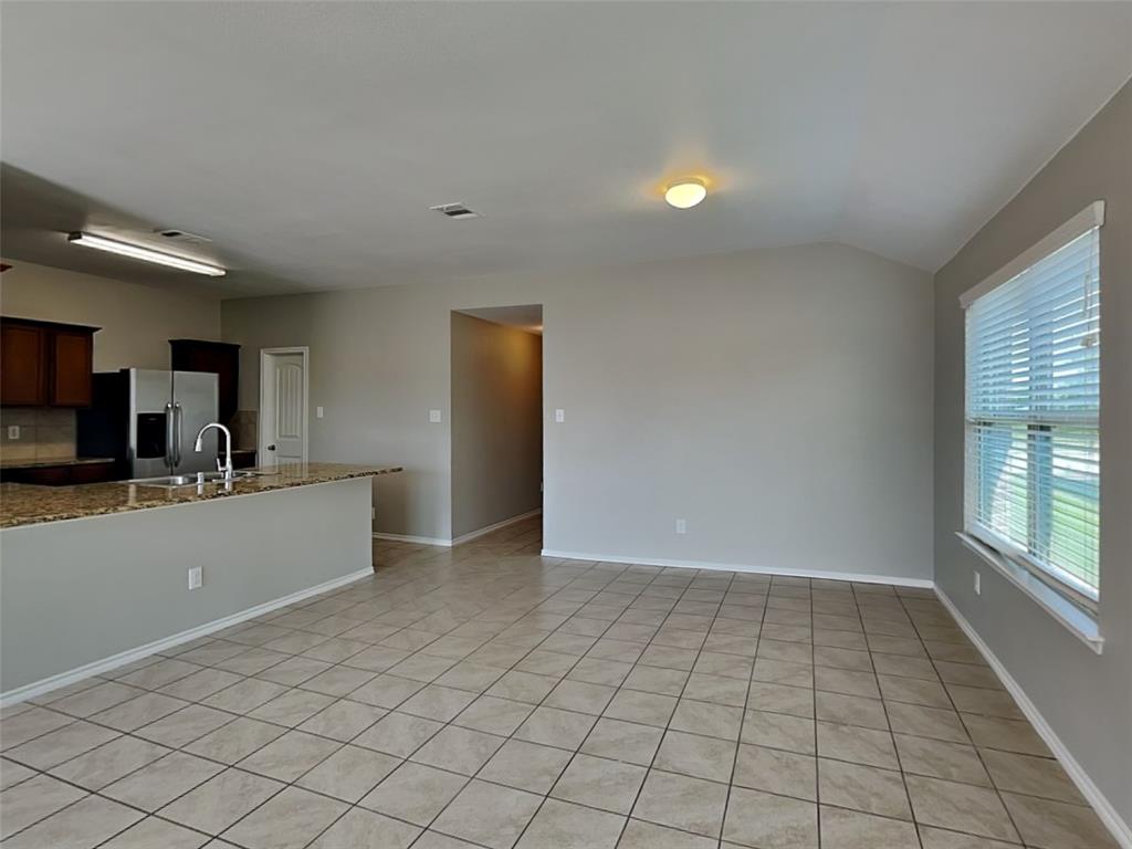 2002 Grimes Drive Property Photo 2