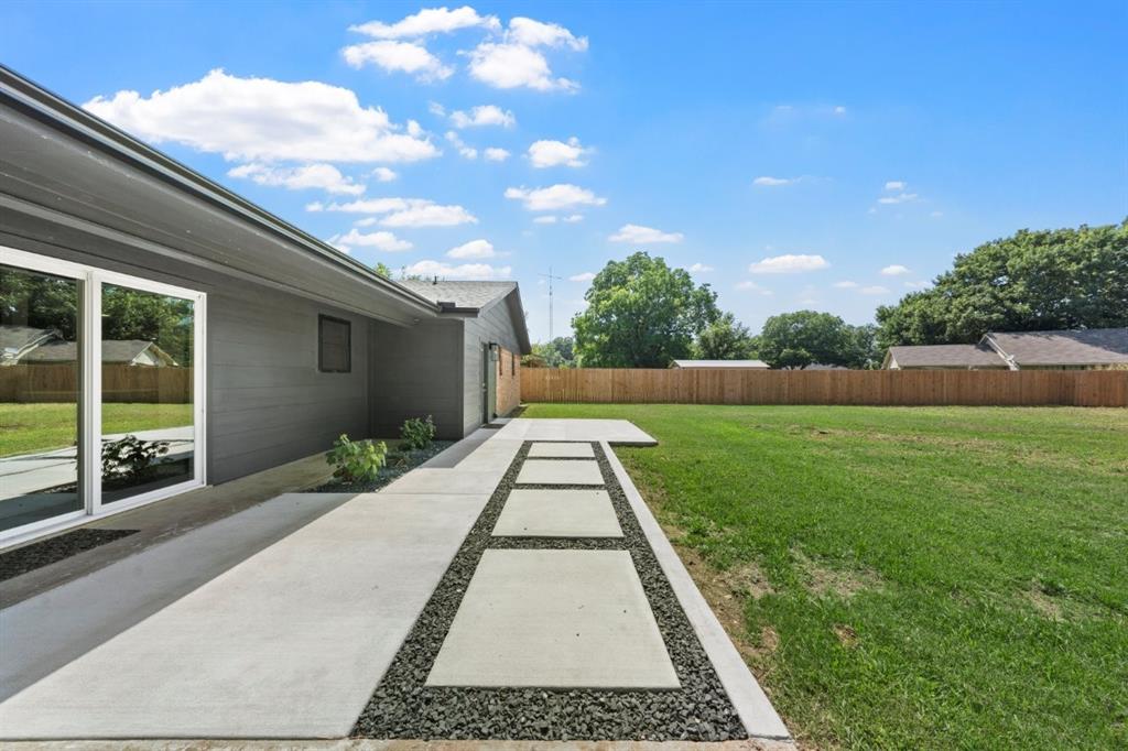 1190 Greenwood Lane Property Photo 31