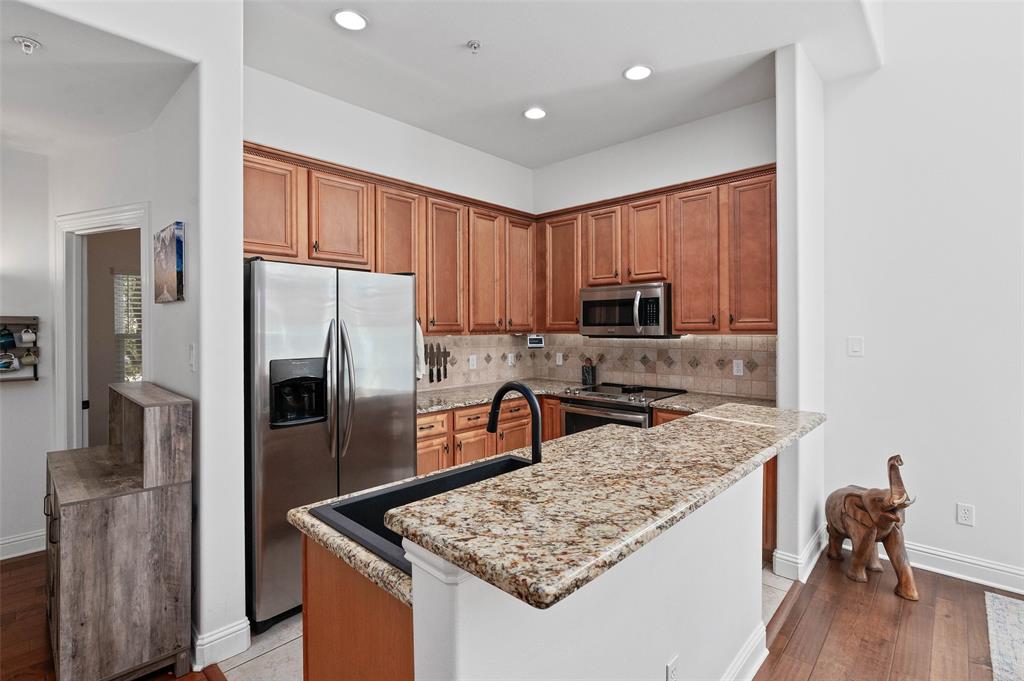 5609 Lindell Avenue 3 Property Photo 11
