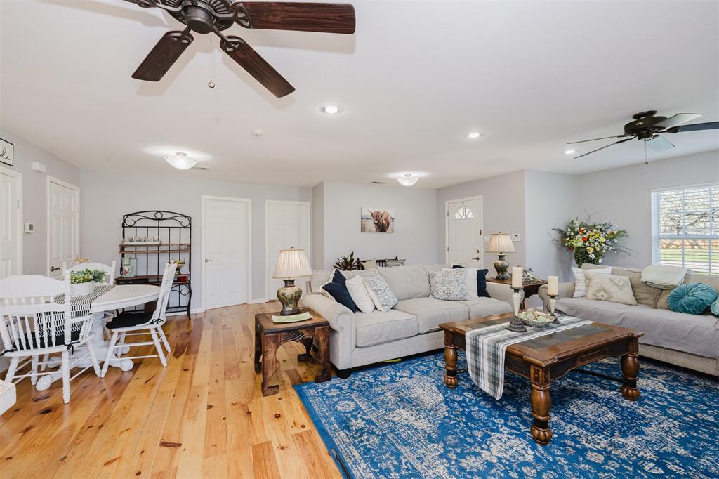 1900 10th Street Property Photo 4