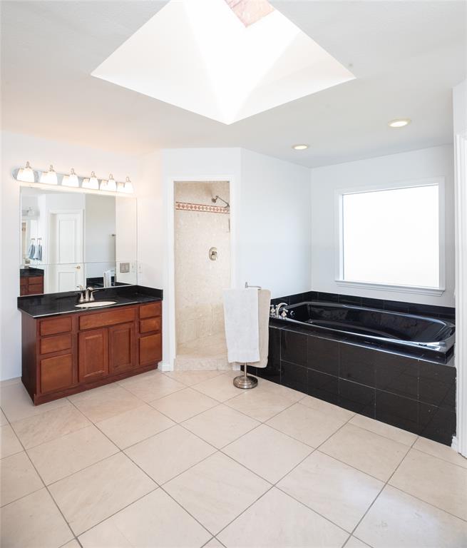 9077 Lakeridge Drive Property Photo 25