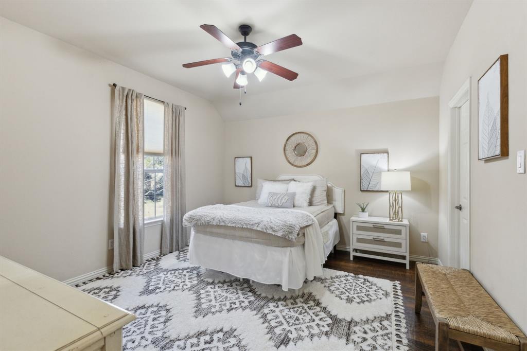7647 Daylily Way Property Photo 10