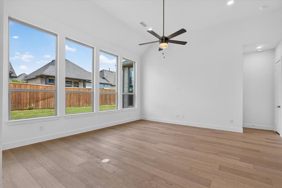 837 Bridle Path Parkway Property Photo 6