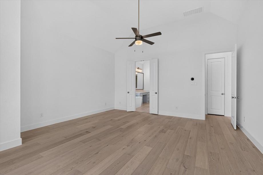 837 Bridle Path Parkway Property Photo 9
