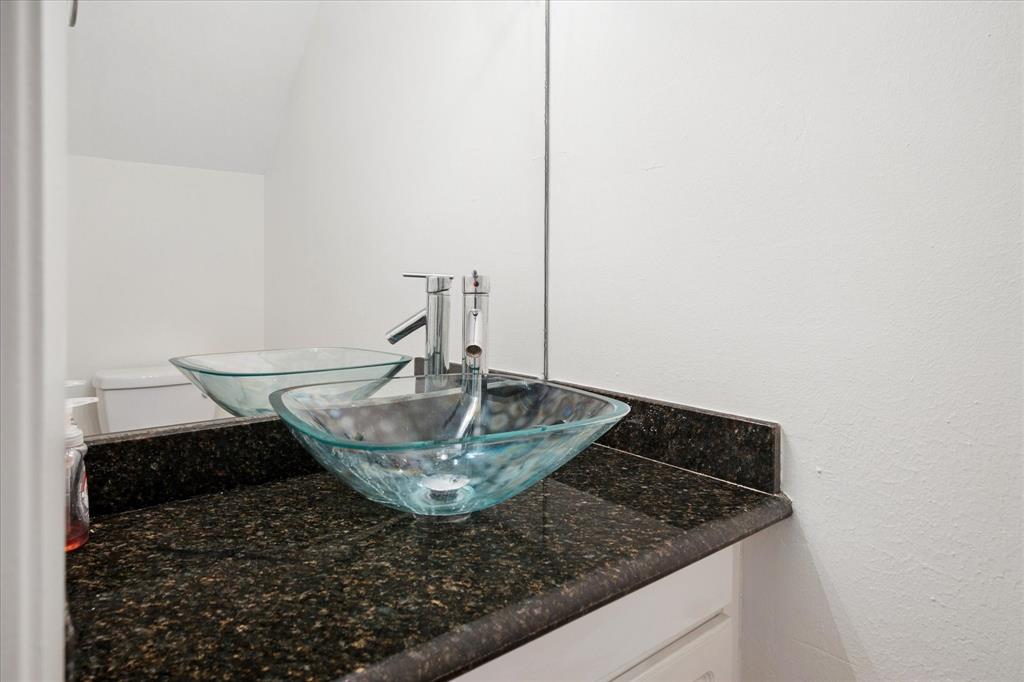 4418 Bowser 103 Property Photo 16