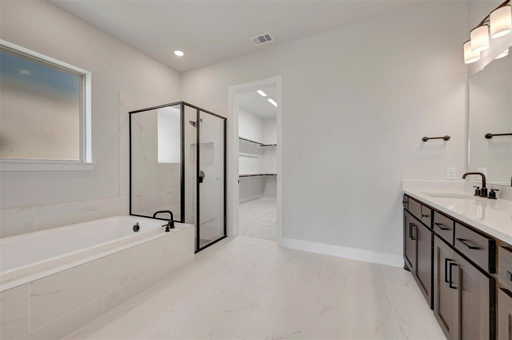 2053 Pedernales Lane Property Photo 28