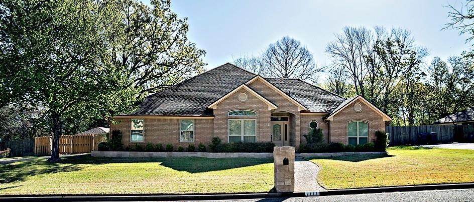 1111 Lonnie Drive