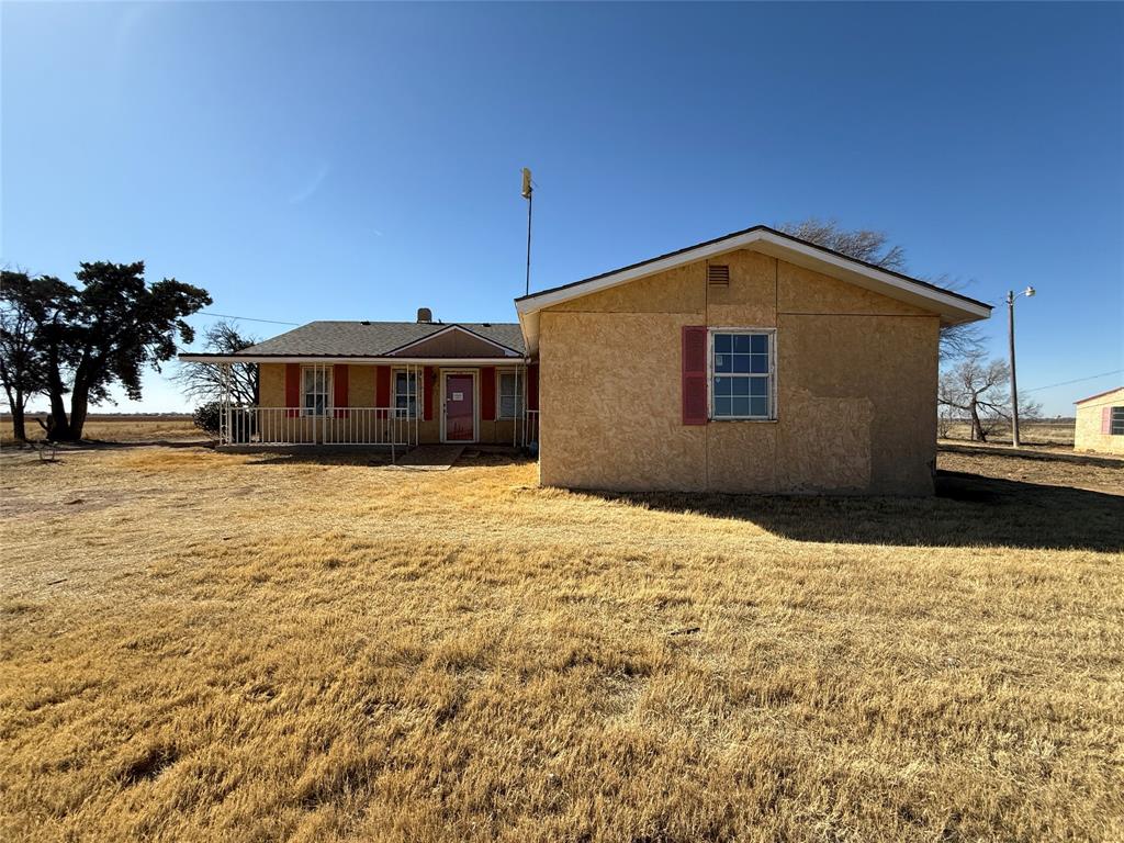 1112 County Road Y