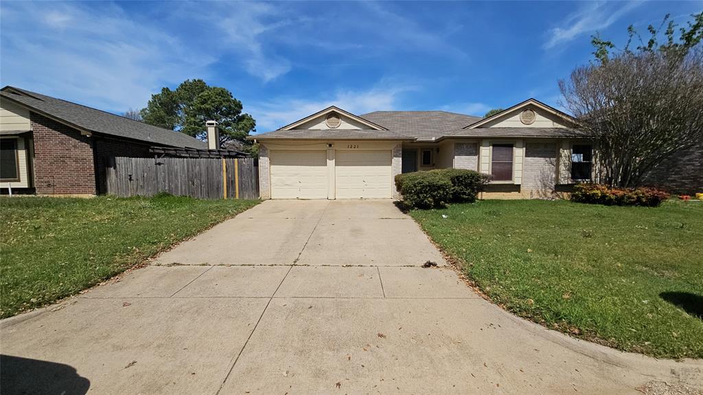 1221 Nicole Way
